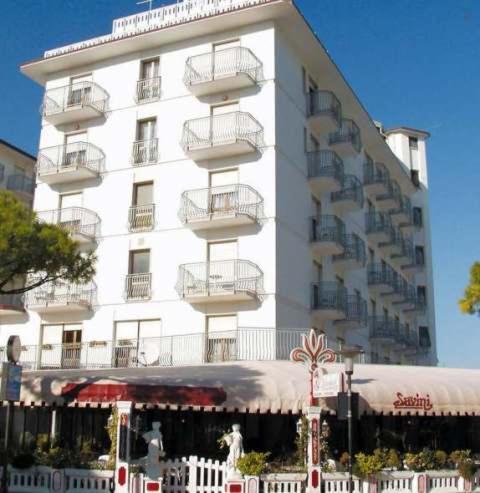 Hotel Alla Rotonda Лидо ди Йезоло Екстериор снимка